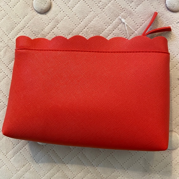 Red cosmetic or accessory bag - PVC - NWOT - Picture 2 of 5